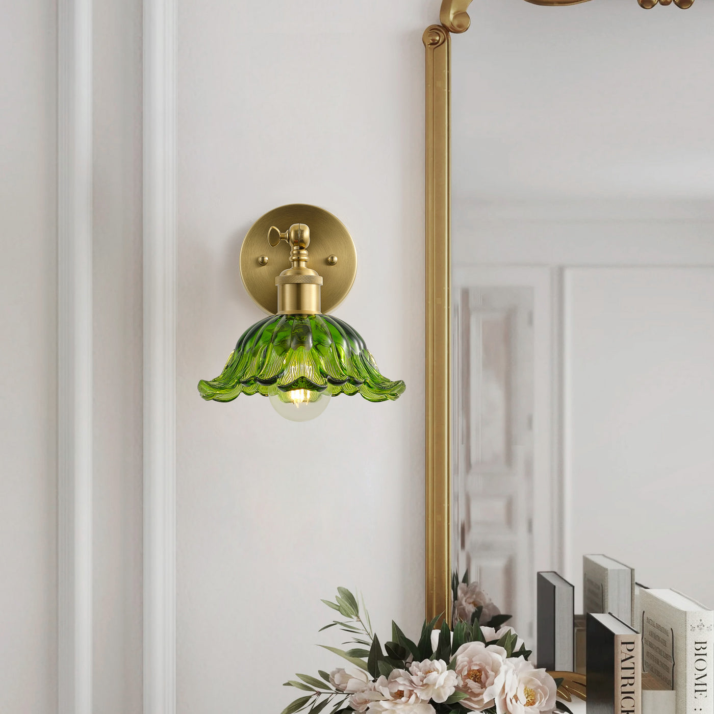1 Light Vintage Style Green Glass Wall Sconce Dewdrop Brass Vanity Light