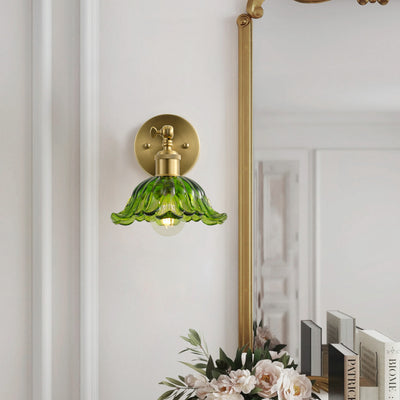 1 Light Vintage Style Green Glass Wall Sconce Dewdrop Brass Vanity Light
