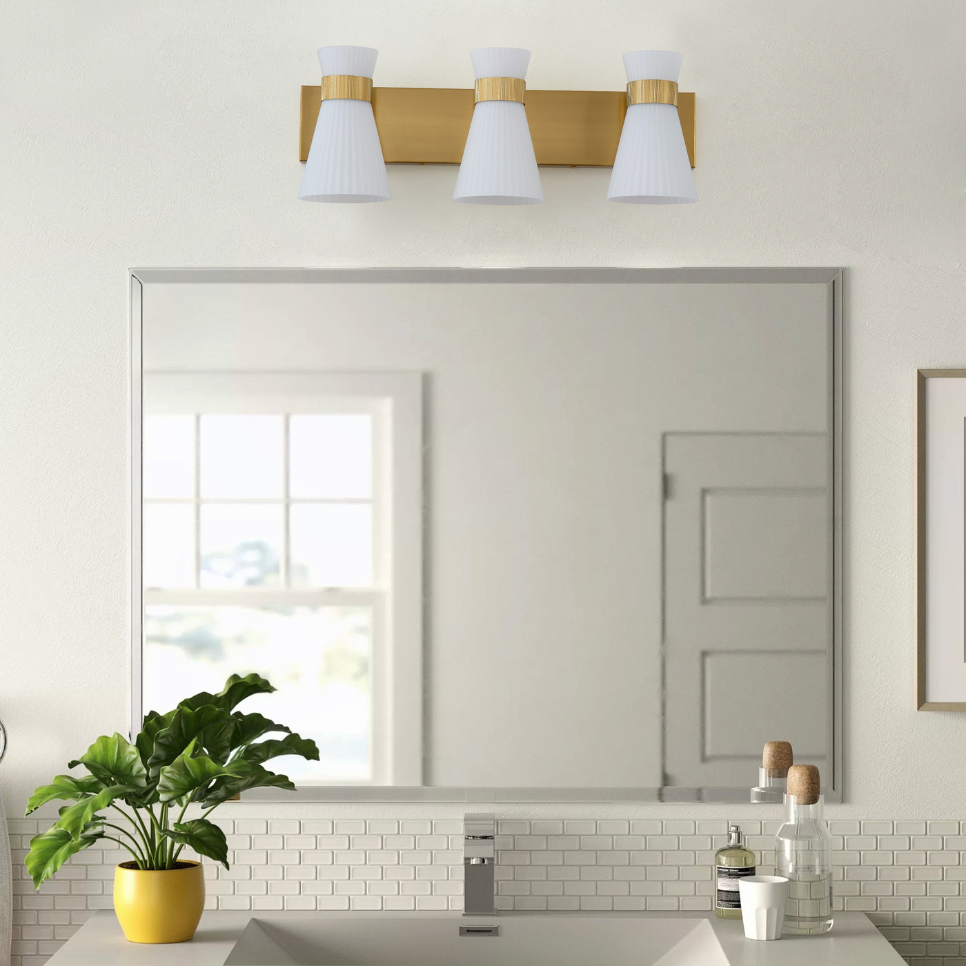 1 Light Mid Century Modern Brass Wall Sconce Flared Glass Shade Warm 3000K LED ETL Certified for Bedroom Corridor